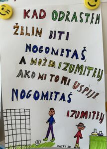 08C79742 16CD 4E83 B74F 03C094A9E638 215x300