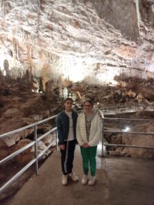 1684342777736 225x300