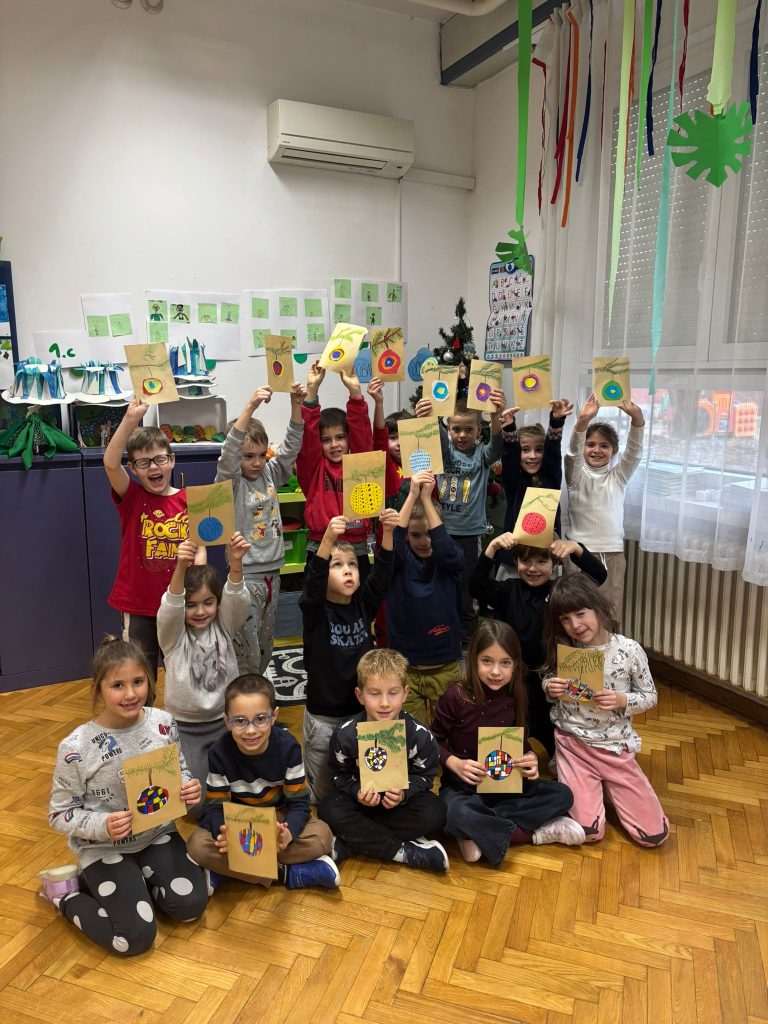 1734780247402 768x1024