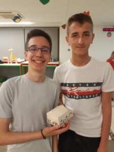 20220513 2011340 225x300