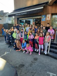 20221017 090328 225x300