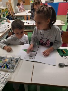 20221124 095957 225x300