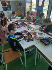 20230425 093425 225x300