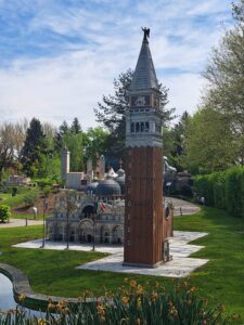 20230506 113144 225x300