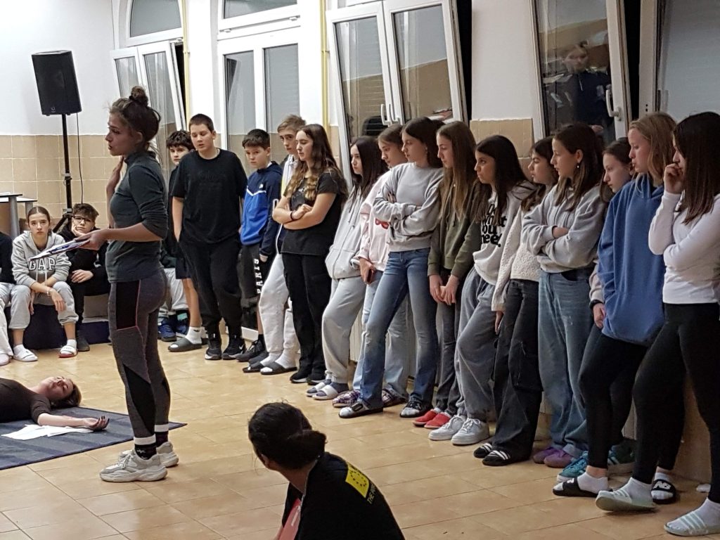 20241114 185418 1024x768