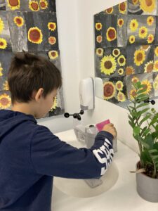 4563455C F386 47E2 B52A 0B9558D47D96 225x300