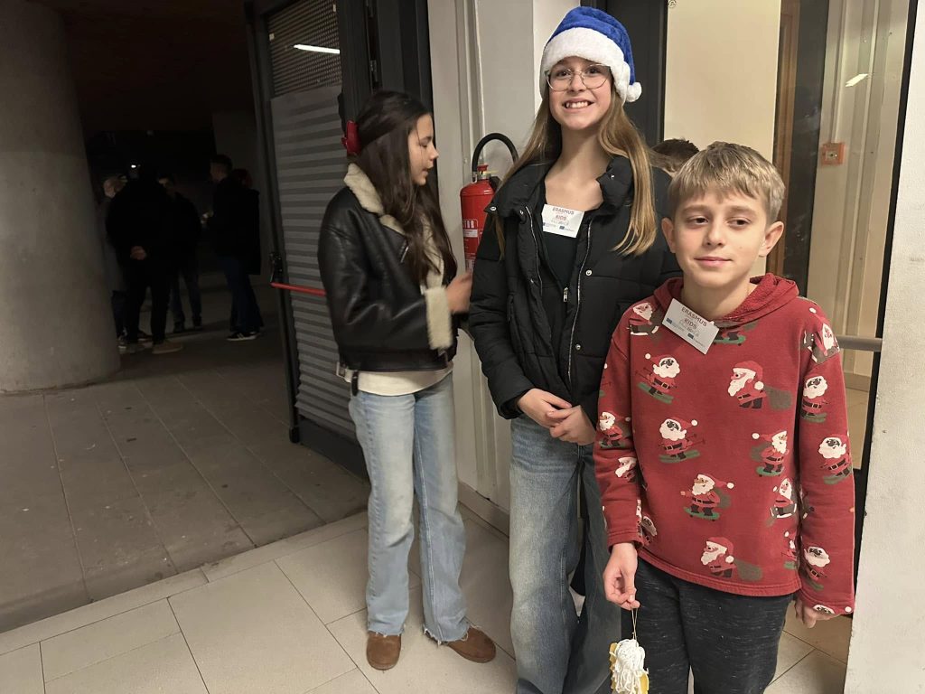 470496048 608083101775435 8863706309454895350 N 1024x768