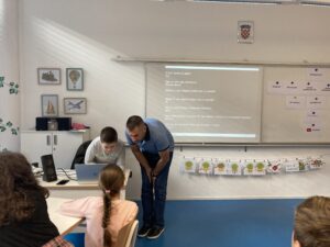 B555CECD 7E01 4E8A 95FD 1BA2BE944F80 300x225