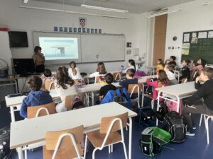 CD6C88C6 083F 4D73 9522 2B4B3A465CEB 300x225