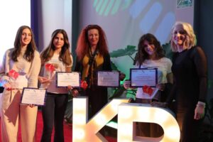 FB IMG 1682542853293 300x200