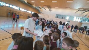 IMG20221124115023 300x169