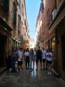 IMG 20220606 104318 225x300