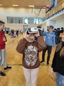 IMG 20221124 150019 225x300