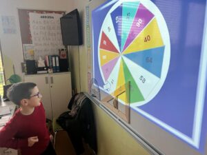 PHOTO 2023 03 03 20 46 49 2 300x225