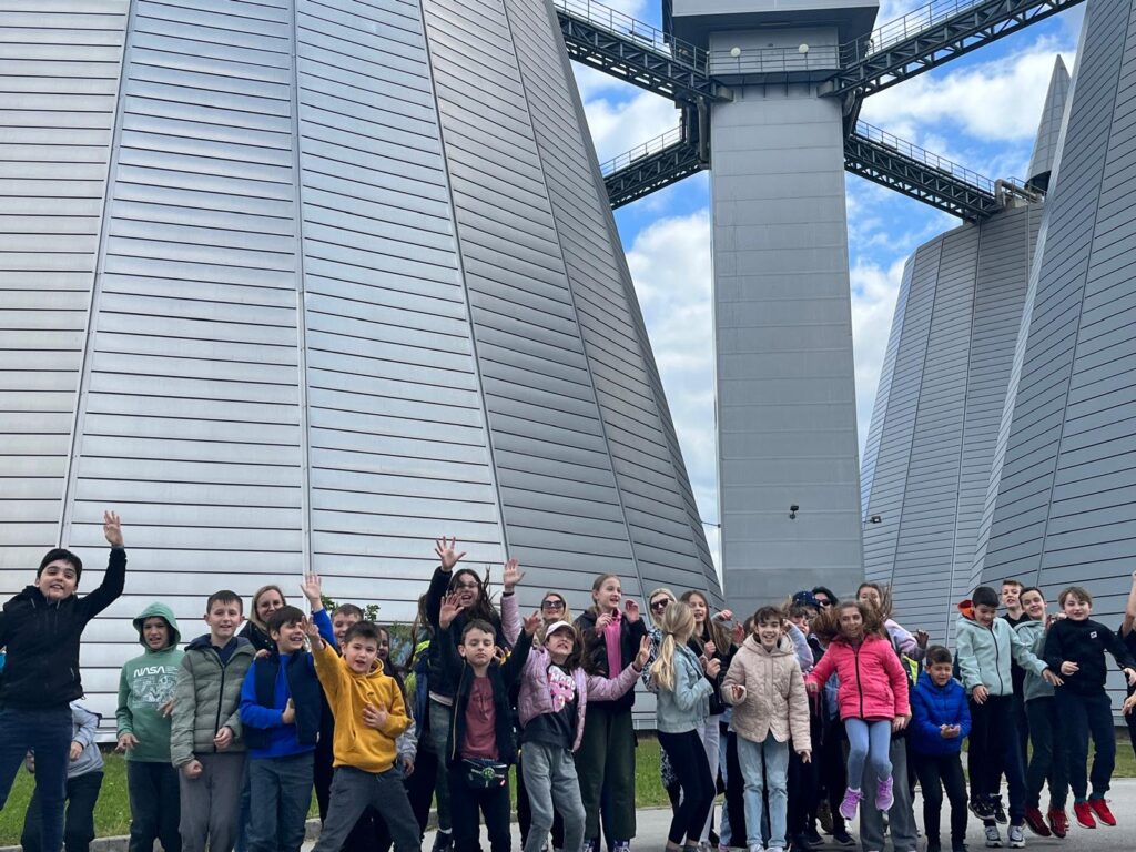 PHOTO 2024 04 23 13 38 00 1 1024x768